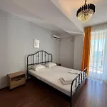 Summerland Apartments
