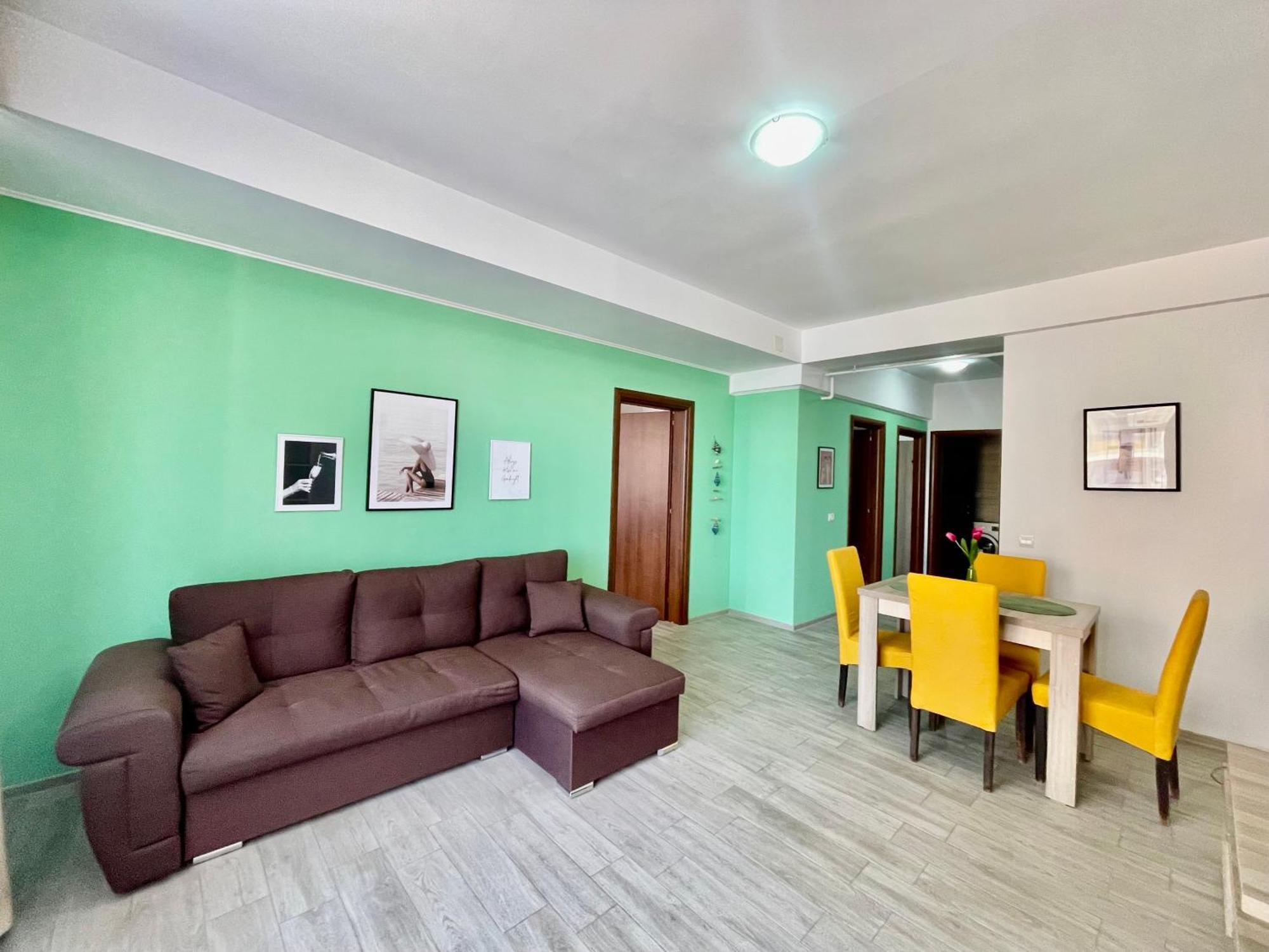 Apartament Summerland And Alezzi *