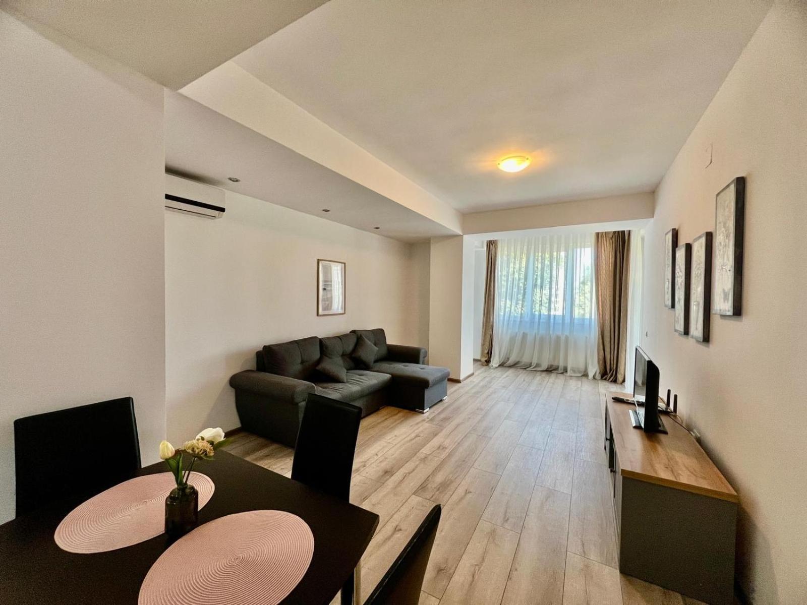 Apartament Summerland And Alezzi