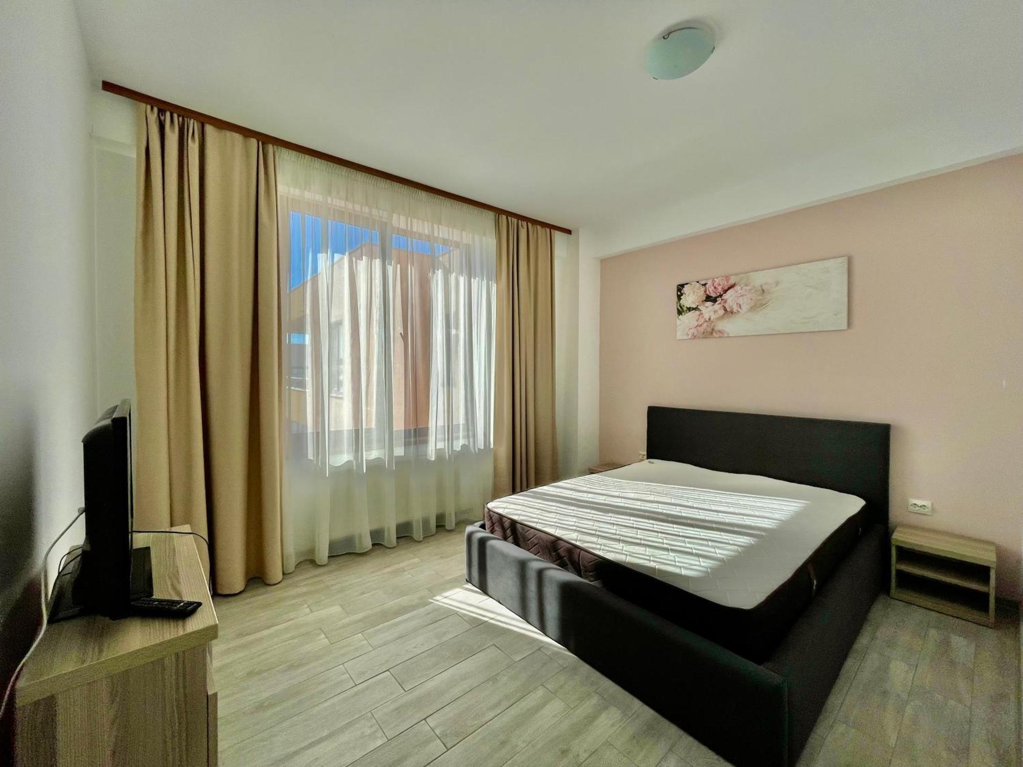 Apartament Summerland And Alezzi *